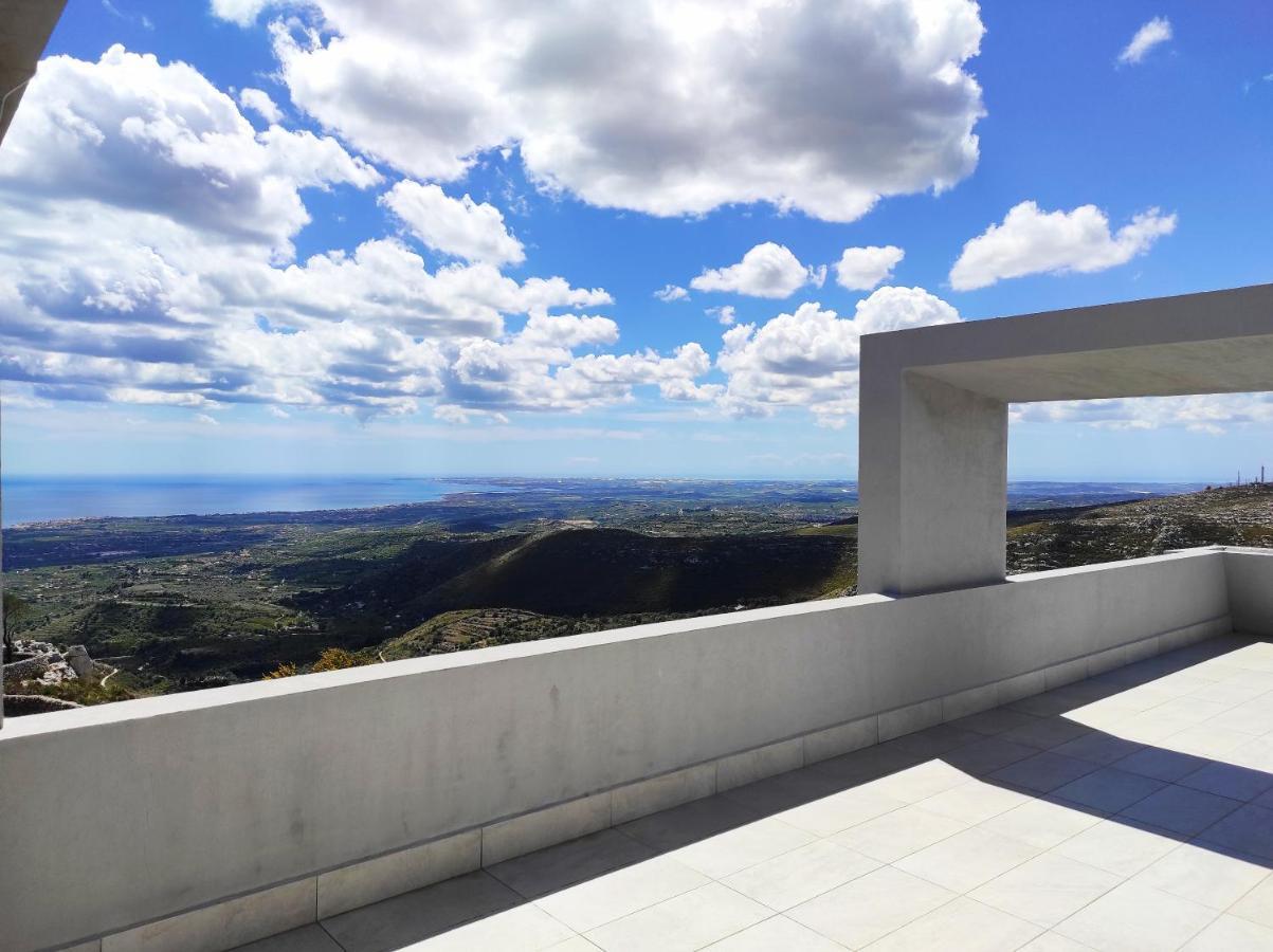 Villa Orizzonte Sullo Jonio Авола Екстер'єр фото